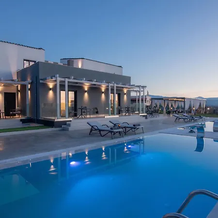 Pura Vida Villa, With 2 Pools, Jacuzzi & Sauna, By Thinkvilla *