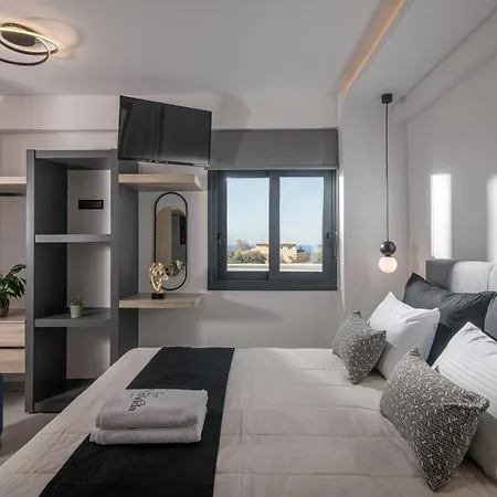 Pura Vida Villa, With 2 Pools, Jacuzzi & Sauna, By Thinkvilla *